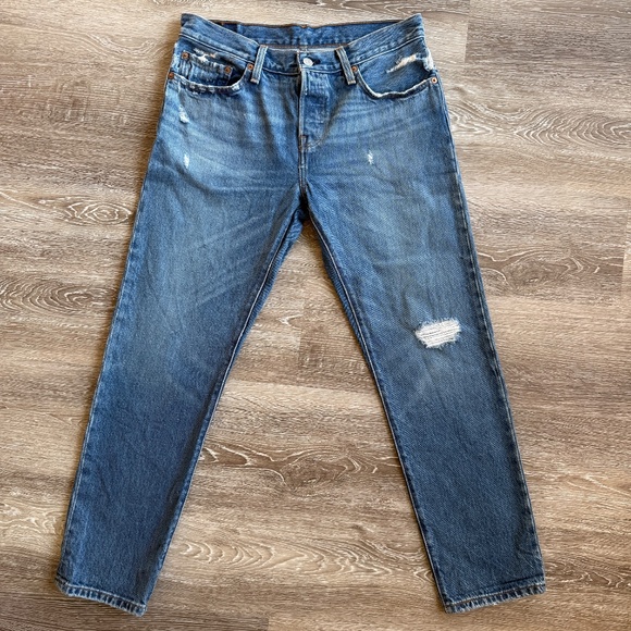 Essential Levi's 501 Straight Leg Blue Denim Jeans - Picture 2 of 13